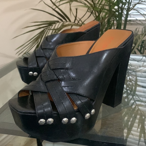KORS by Michael Kors Studded Platform Mule Sandals - Nero - Picture 16 of 16